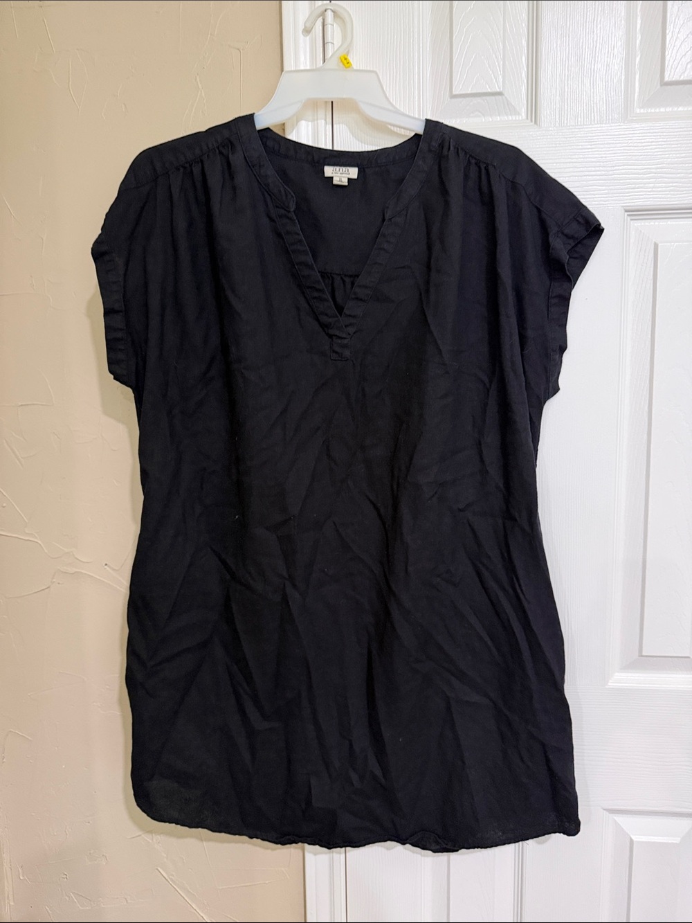 a.n.a Black V-Neck Short Sleeve Linen Dress